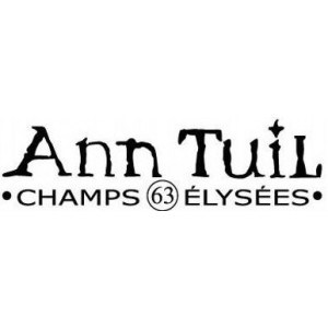 Ann Tuil Shopping
